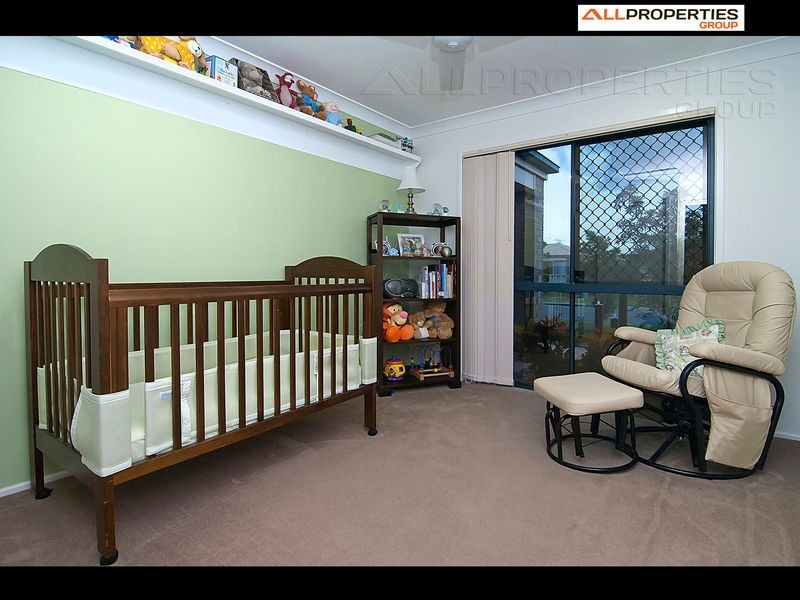 7 Pebbles Court, Berrinba QLD 4117