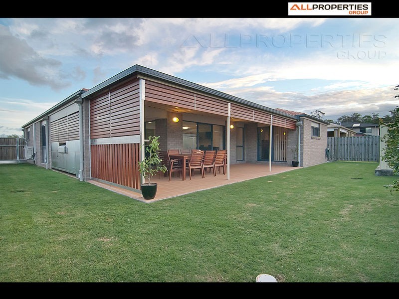 7 Pebbles Court, Berrinba QLD 4117