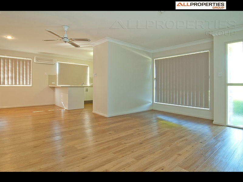 26 Como Place, Parkinson QLD 4115