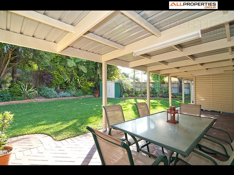 26 Como Place, Parkinson QLD 4115