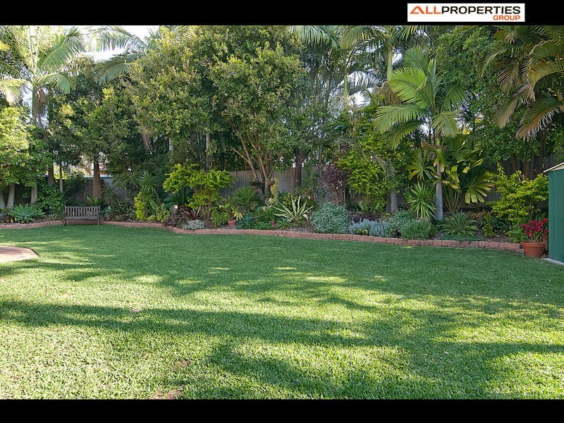 26 Como Place, Parkinson QLD 4115