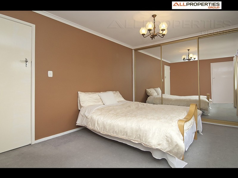 84 Southampton Rd, Carole Park QLD 4300