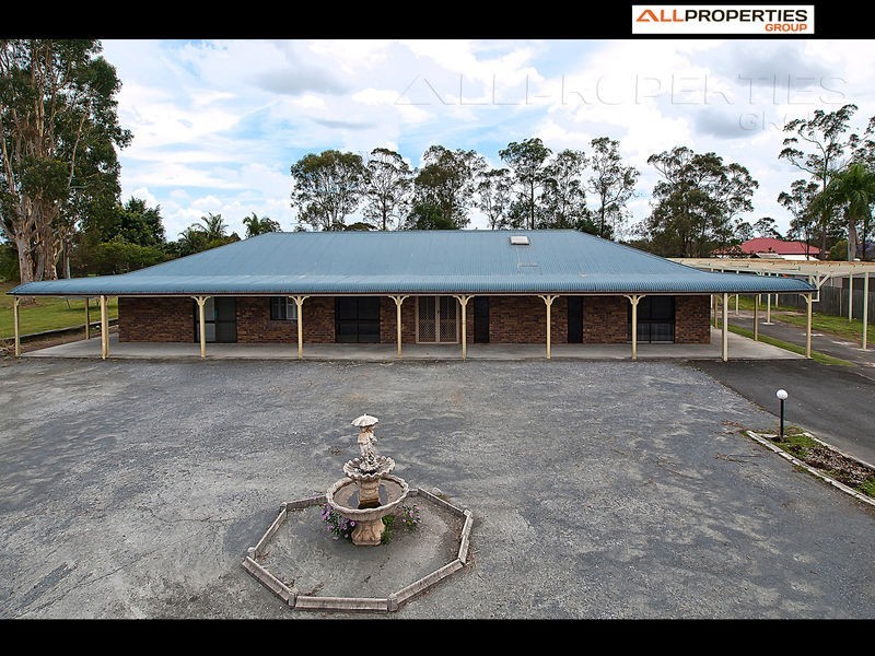 6 Staff Place, Forestdale QLD 4118