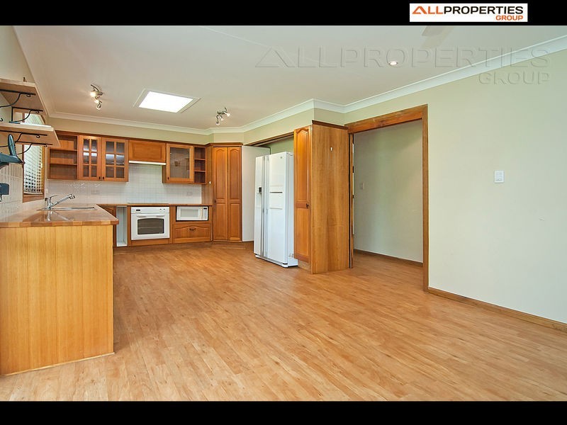 6 Staff Place, Forestdale QLD 4118