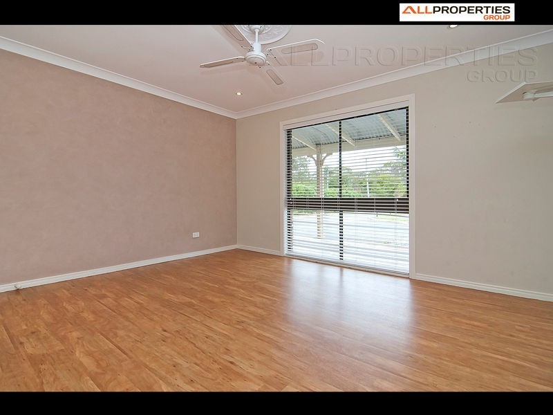 6 Staff Place, Forestdale QLD 4118