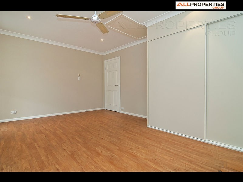 6 Staff Place, Forestdale QLD 4118