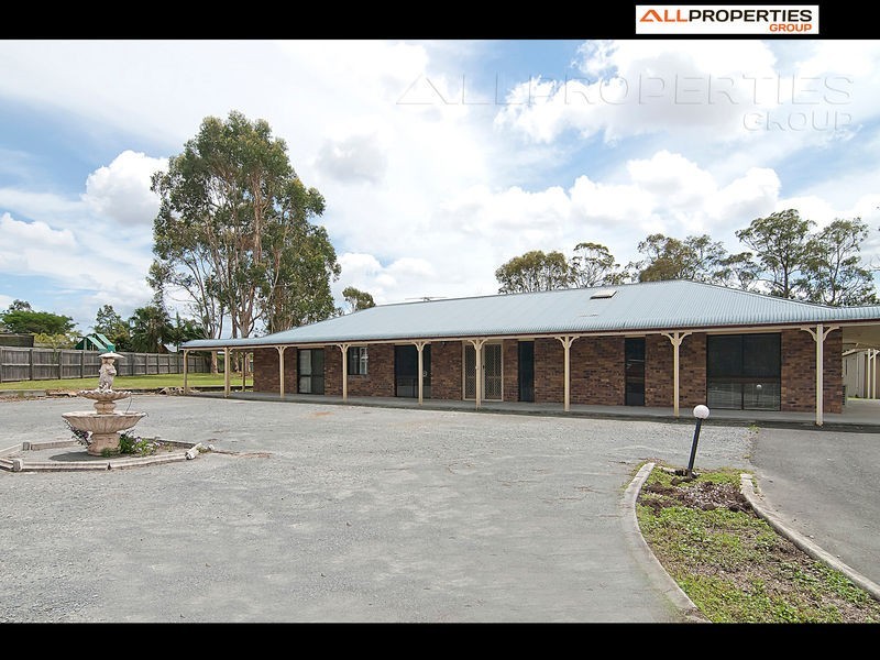 6 Staff Place, Forestdale QLD 4118