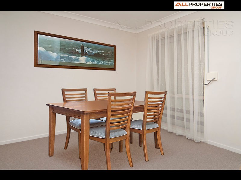 6 BILLABONG CT, Regents Park QLD 4118
