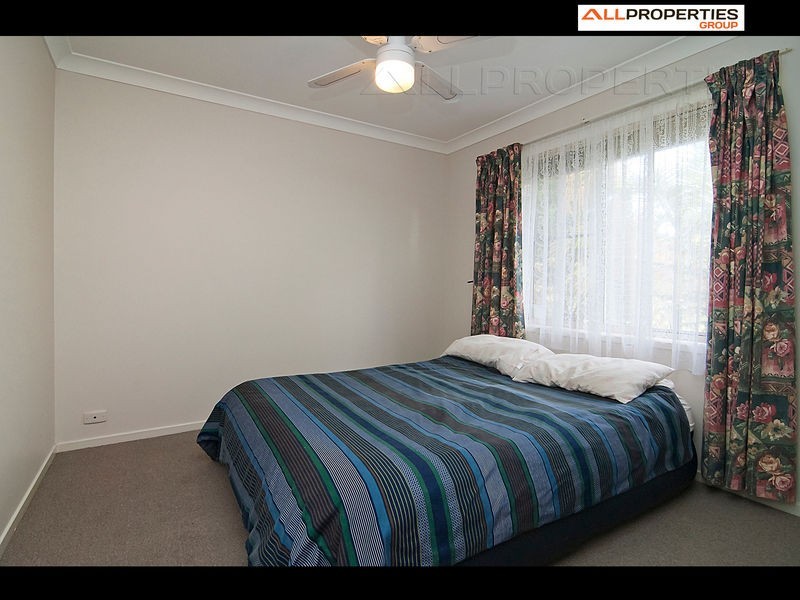 6 BILLABONG CT, Regents Park QLD 4118