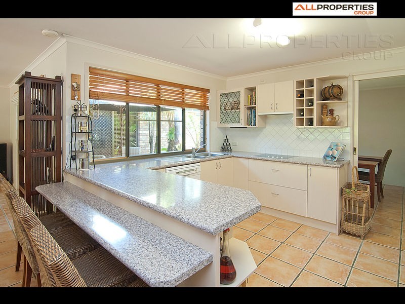 219 Forestdale Drive, Forestdale QLD 4118