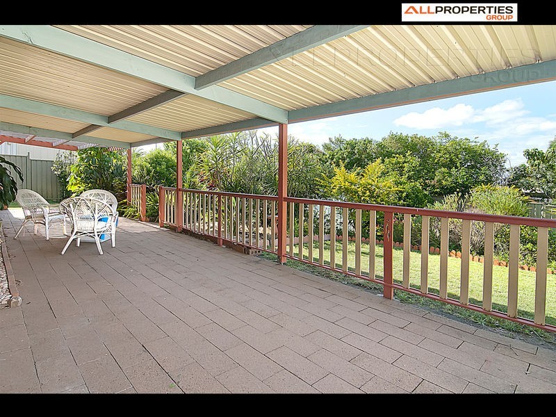 8 ANTLIA STREET, Regents Park QLD 4118