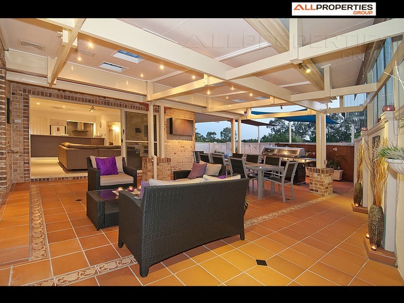 6 Sommerset close, Forest Lake QLD 4078