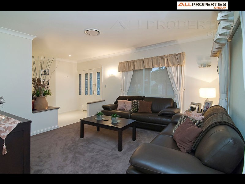 6 Sommerset close, Forest Lake QLD 4078