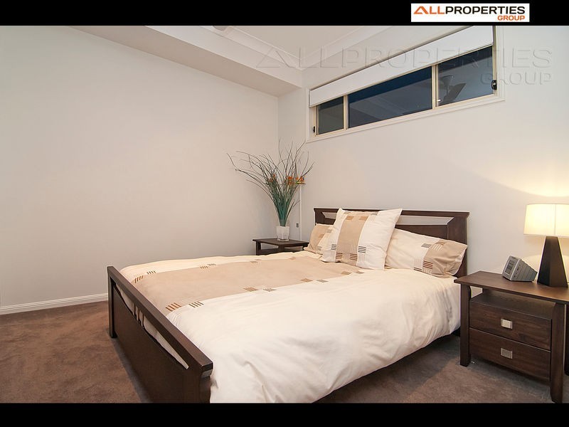 6 Sommerset close, Forest Lake QLD 4078