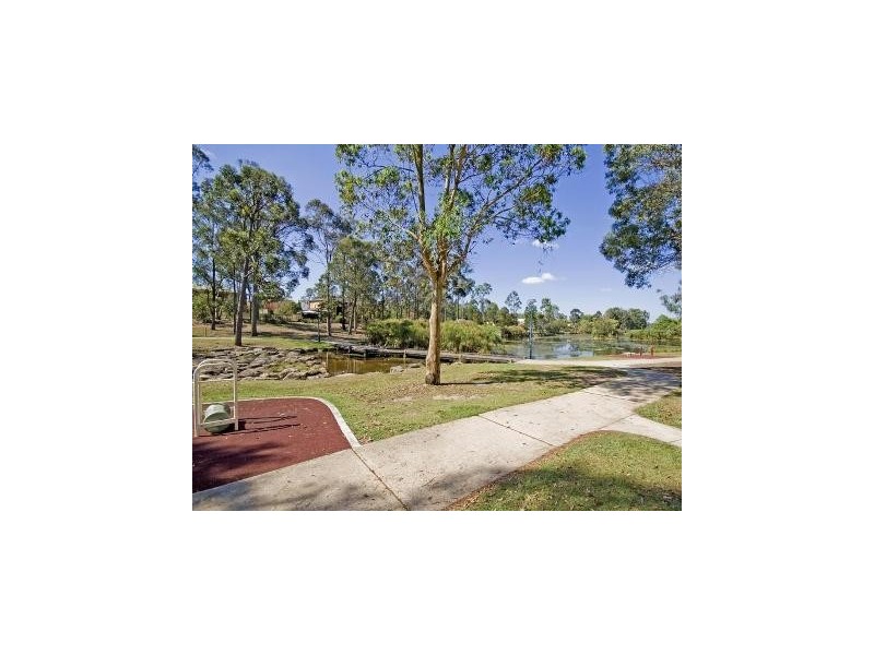 32 Alexandrina Circuit, Forest Lake QLD 4078