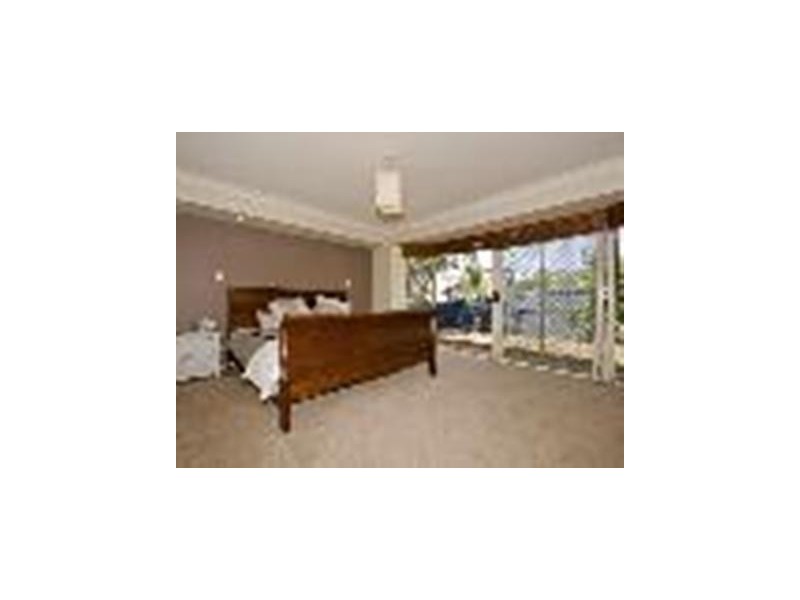 32 Alexandrina Circuit, Forest Lake QLD 4078