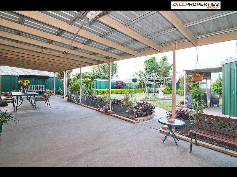 88 ESTRAMINA ROAD, Regents Park QLD 4118