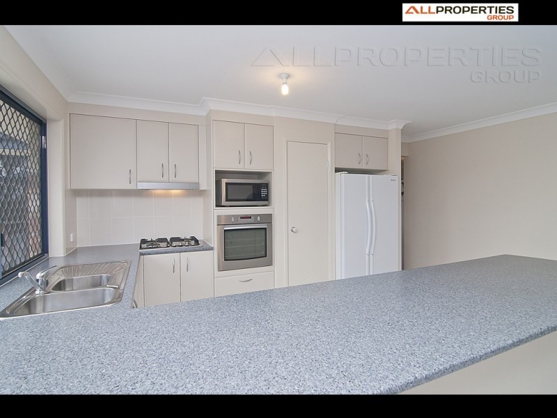 2-6 Pelsart Place, Jimboomba QLD 4280