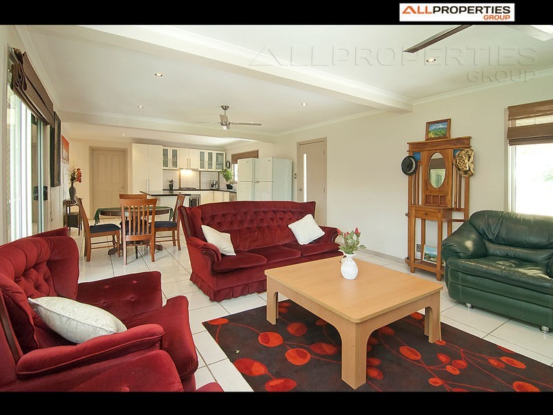 4 Orsett St, Waterford West QLD 4133