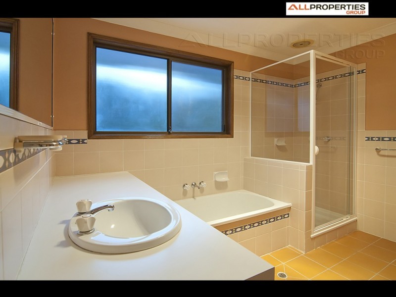 6 Bijuga Court, Algester QLD 4115