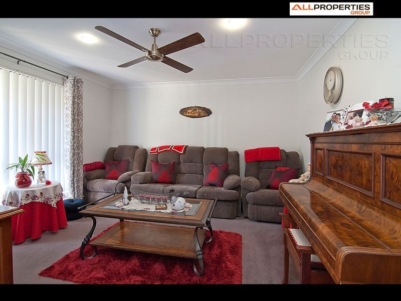 20 Skyline Circuit, Bahrs Scrub QLD 4207