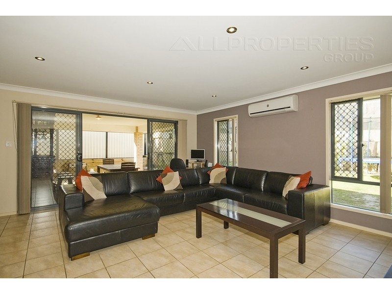 16 Pelsart Place, Drewvale QLD 4116