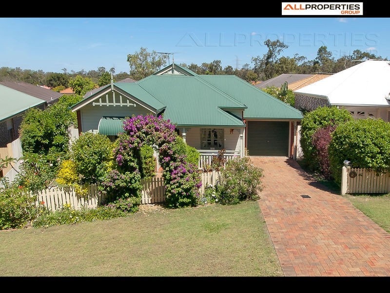 11 Purdie Place, Forest Lake QLD 4078