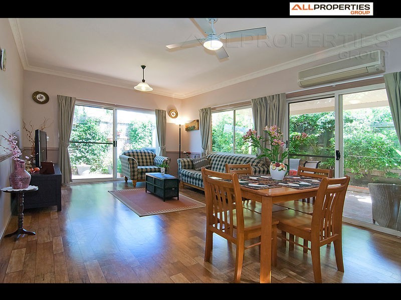 11 Purdie Place, Forest Lake QLD 4078