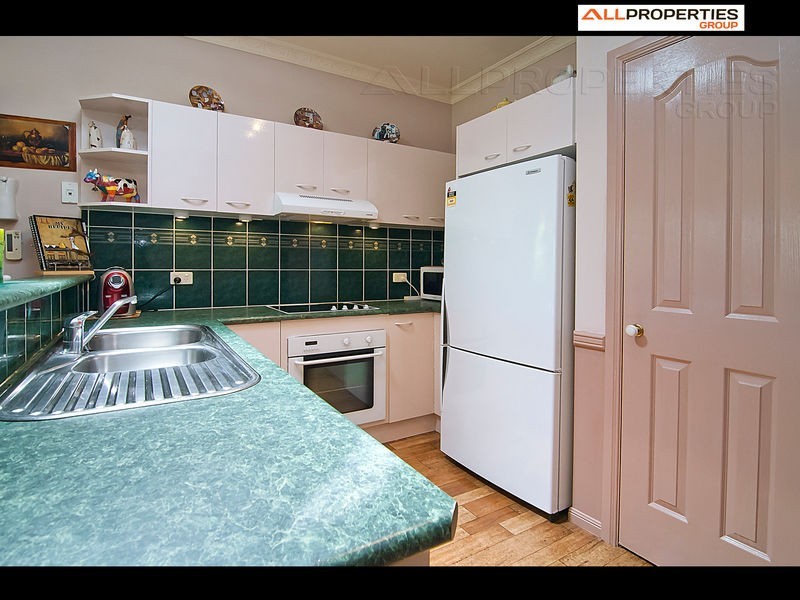 11 Purdie Place, Forest Lake QLD 4078