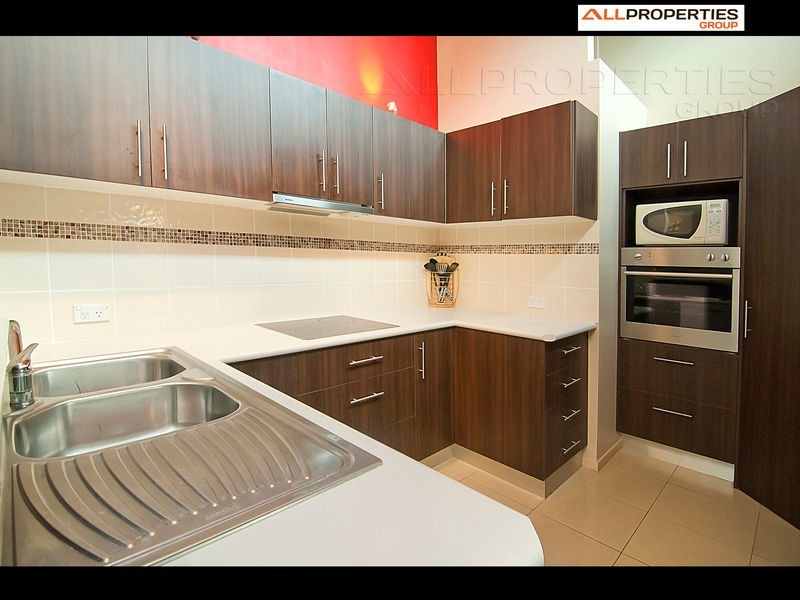 95 FLINDERS CR, Boronia Heights QLD 4124