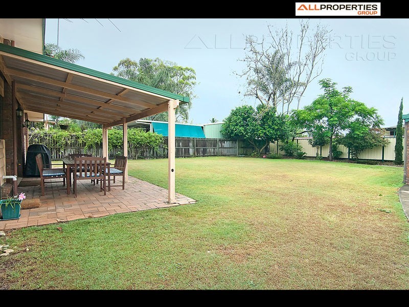 95 FLINDERS CR, Boronia Heights QLD 4124