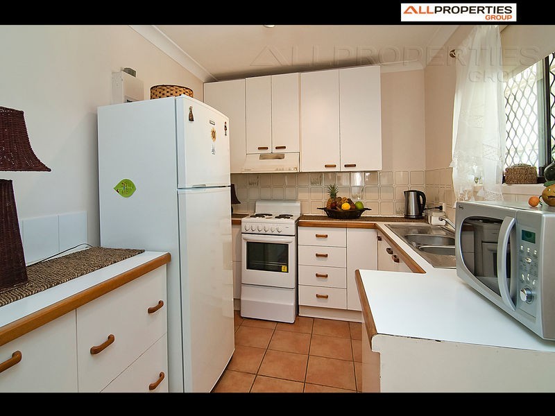 66 VANSITTART RD, Regents Park QLD 4118