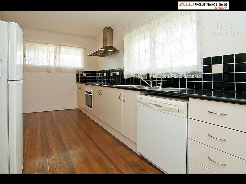 42 Duke Street, Slacks Creek QLD 4127