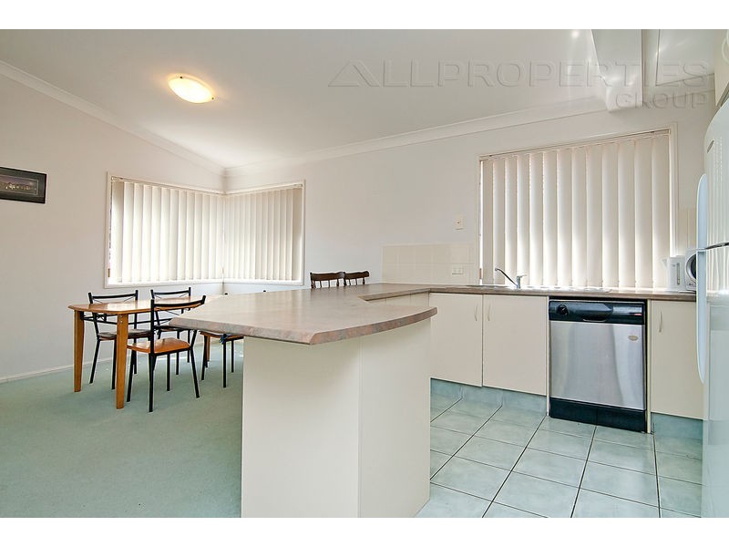 14 Goldeneye Place, Forest Lake QLD 4078