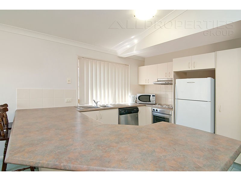 14 Goldeneye Place, Forest Lake QLD 4078