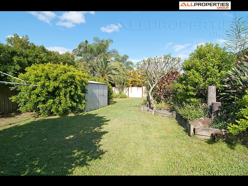 8 ANTLIA STREET, Regents Park QLD 4118