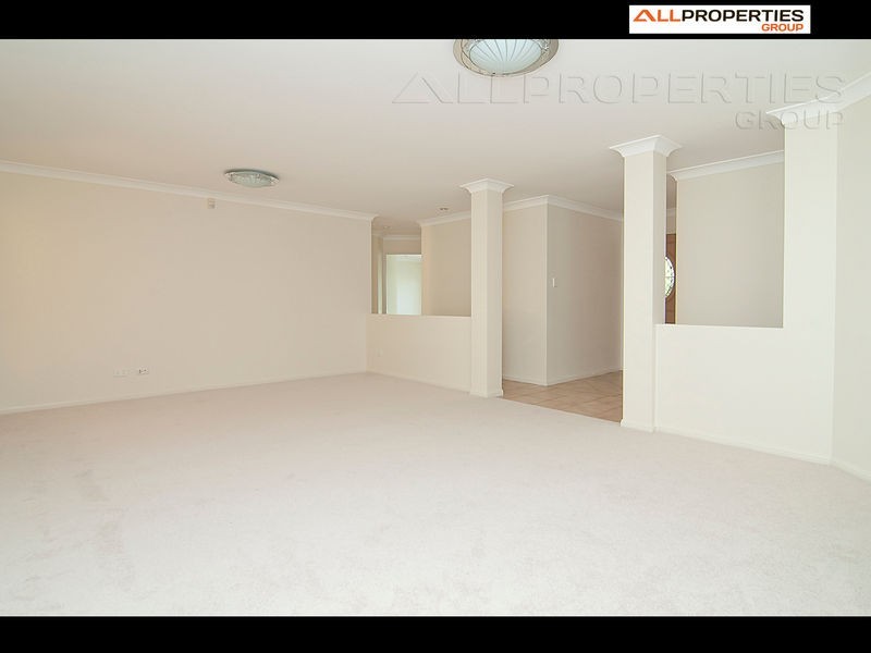 13 Seabrook Crescent, Forest Lake QLD 4078