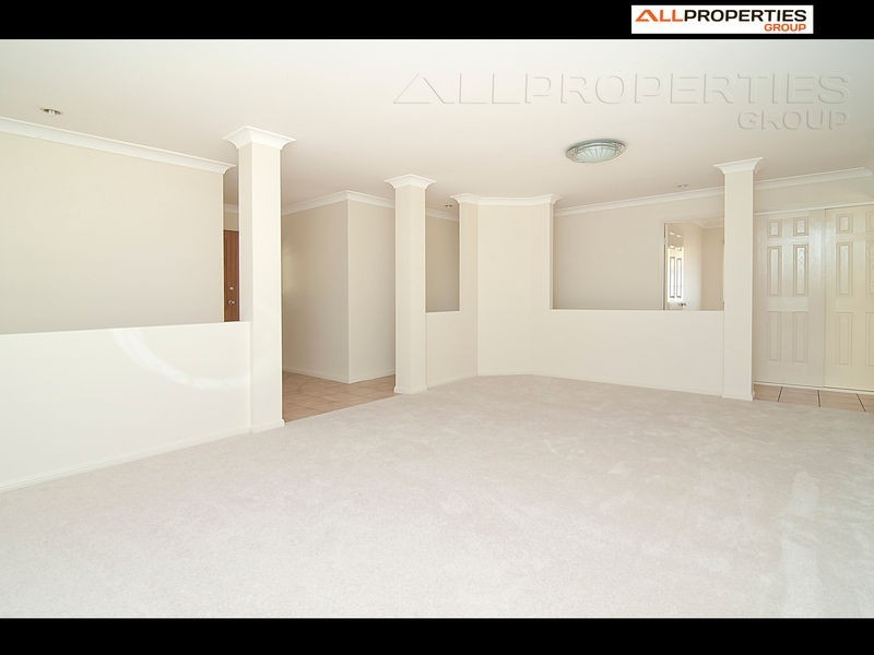 13 Seabrook Crescent, Forest Lake QLD 4078