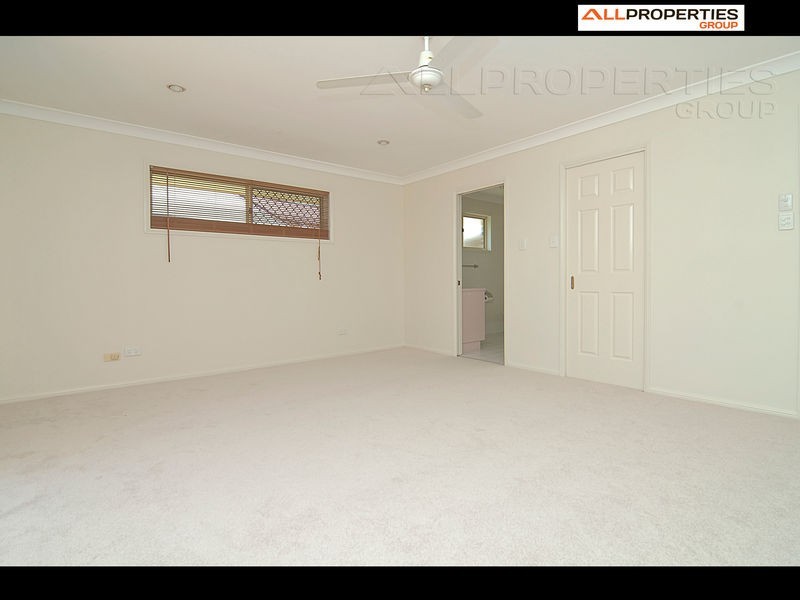 13 Seabrook Crescent, Forest Lake QLD 4078