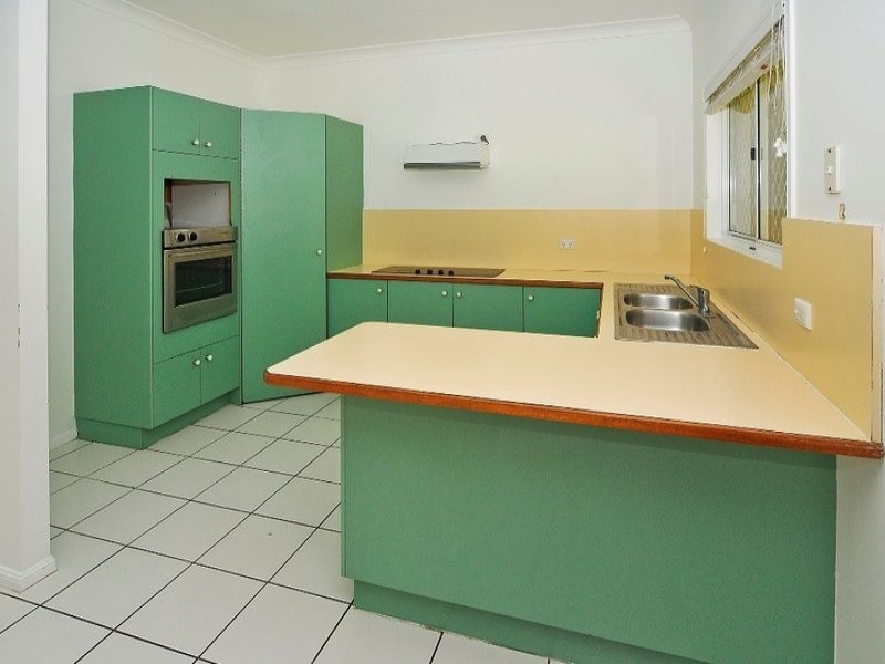 329 Blunder Rd, Durack QLD 4077