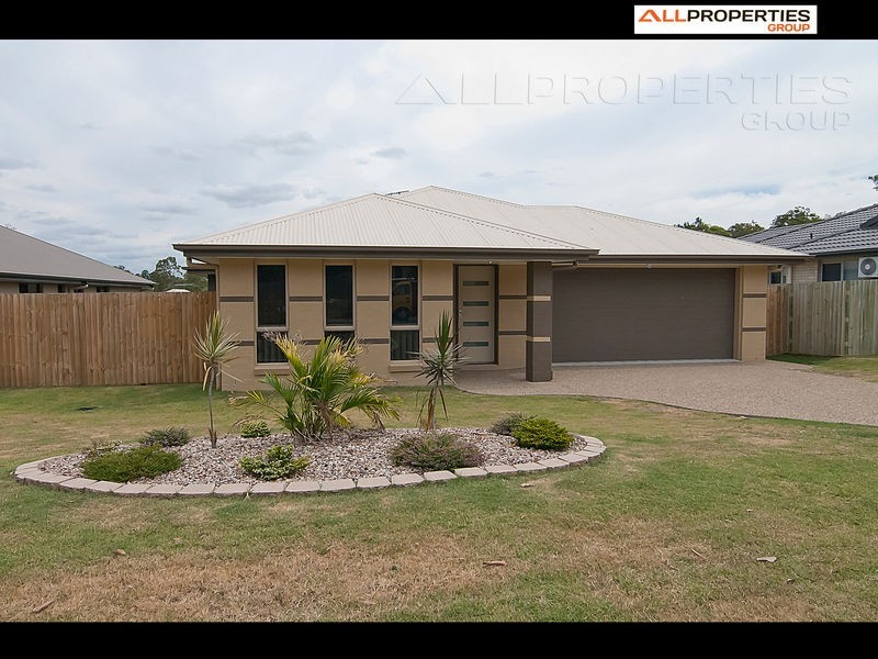 16 Dily Street, Hillcrest QLD 4118