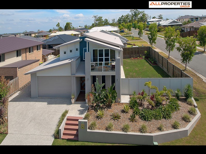 34 Sandalwood St, Heathwood QLD 4110