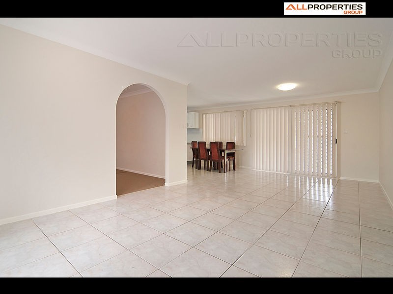 139 EMERALD DRIVE, Regents Park QLD 4118