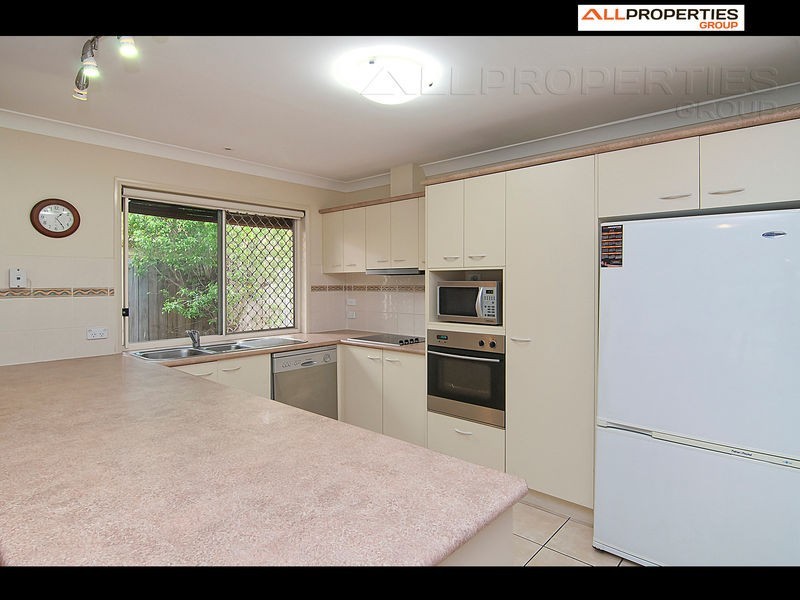17 Montello Circuit, Springfield Lakes QLD 4300