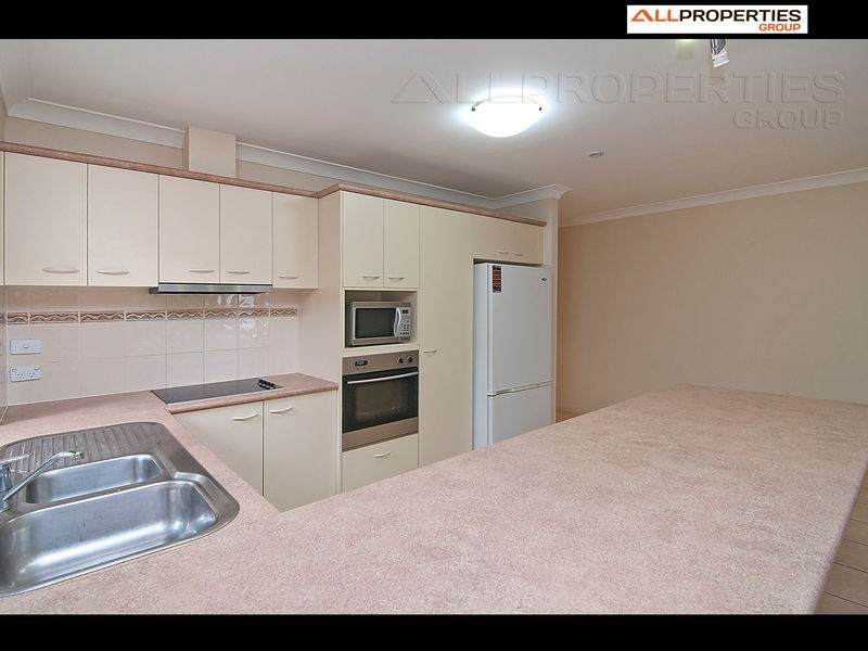 17 Montello Circuit, Springfield Lakes QLD 4300