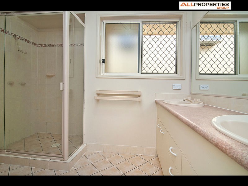 17 Montello Circuit, Springfield Lakes QLD 4300