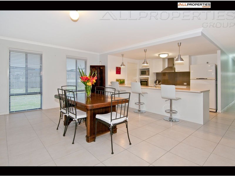 19 Kertesz Court, Stockleigh QLD 4280