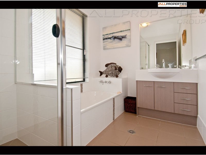 19 Kertesz Court, Stockleigh QLD 4280