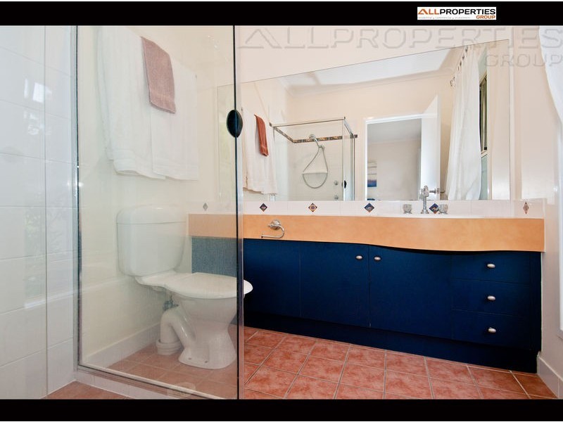 5  Amamoor court, Forest Lake QLD 4078