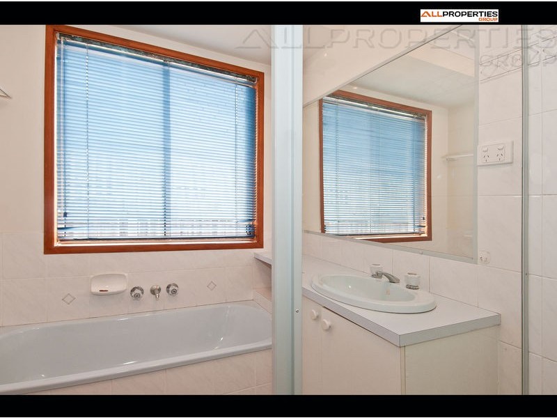 12 Cedar Close, Forest Lake QLD 4078